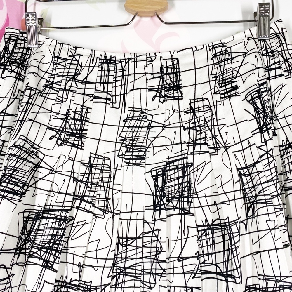Lafayette 148 New York Skirt 12 Black White Print Pleated - Picture 2 of 9